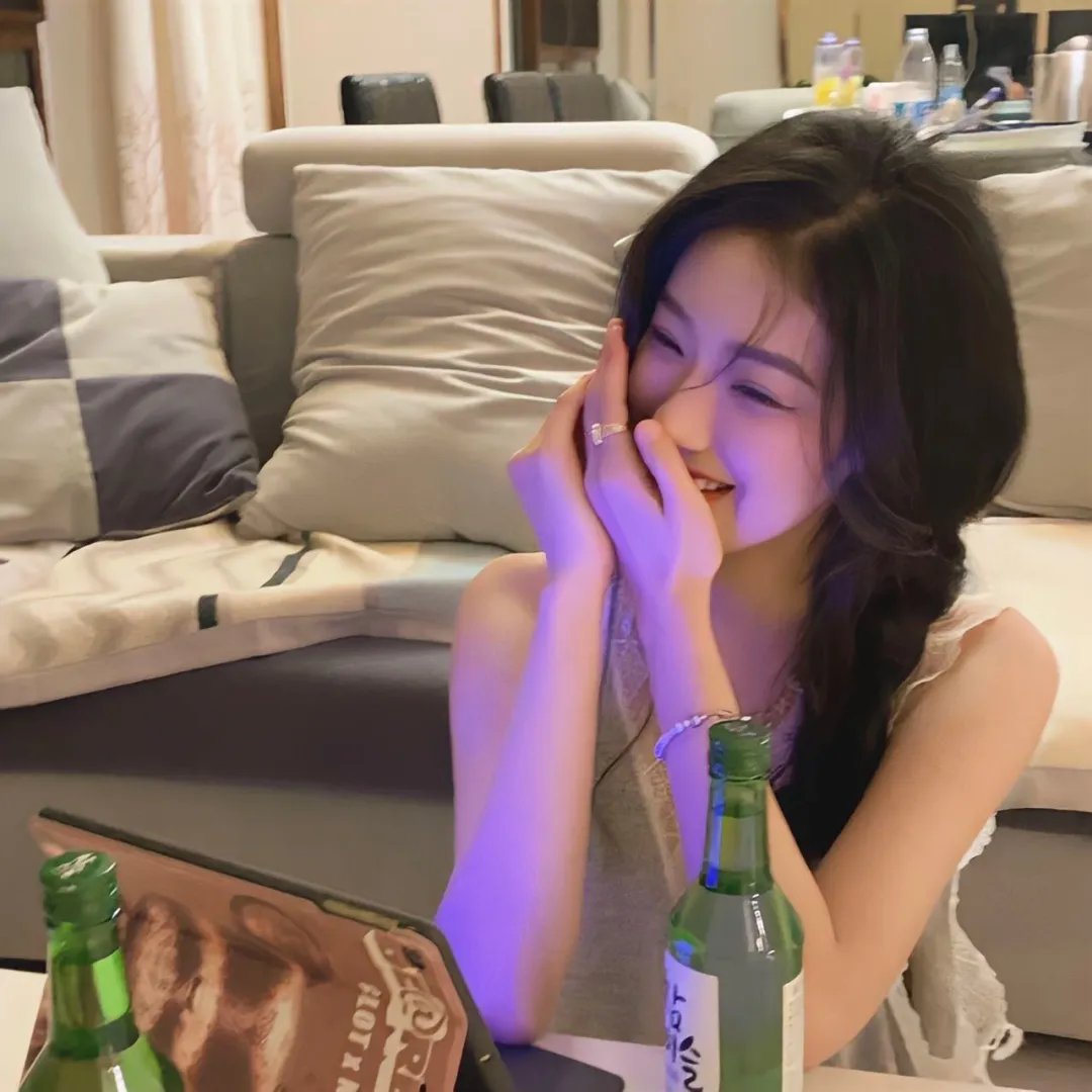 不快乐的假期封面