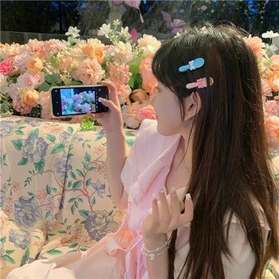 黄水仙的秘密封面